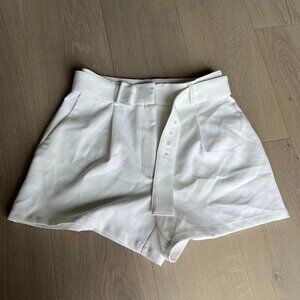 high waisted shorts with belt size 2 white